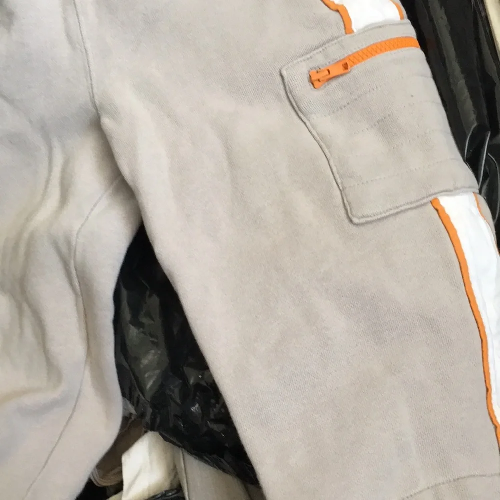 FINAL MARKDOWN Boys Gymboree cargo style sweats 2t